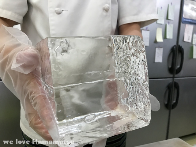 ほほえみの天然氷と同じ製法の純氷