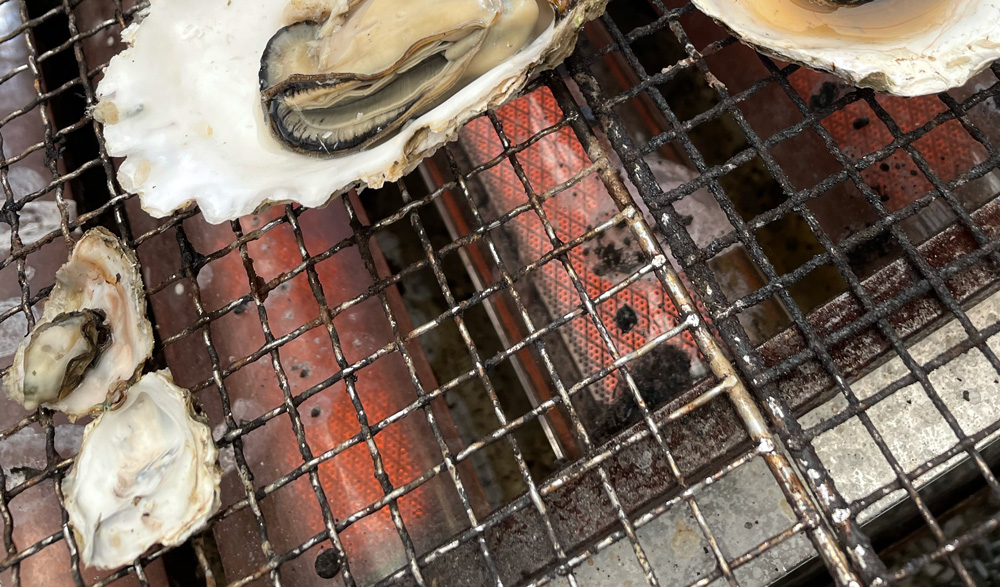 浜名湖海湖館牡蠣小屋の焼き牡蠣「ぷり丸」