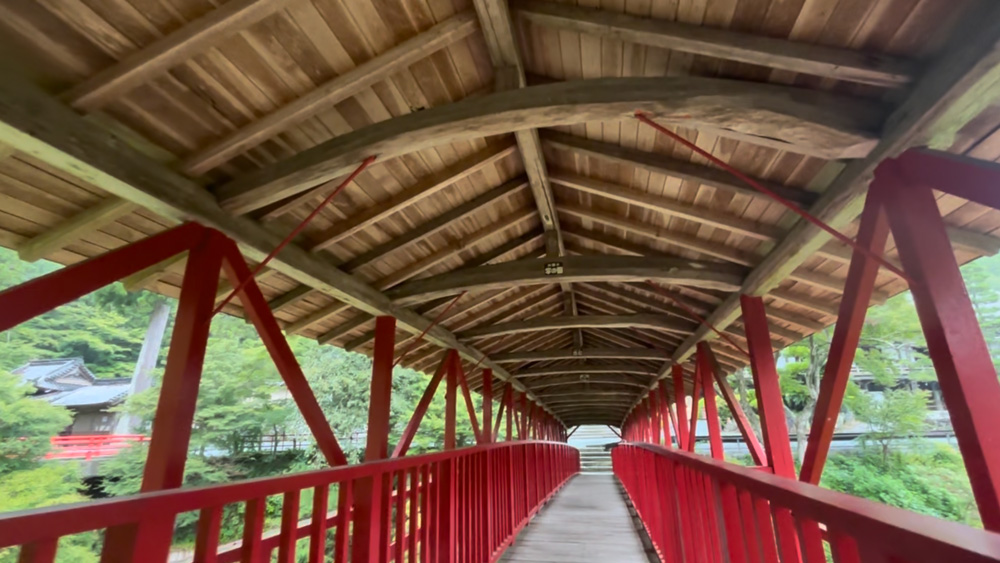 奥山半僧坊方広寺(おくやまはんそぼうほうこうじ)亀背橋