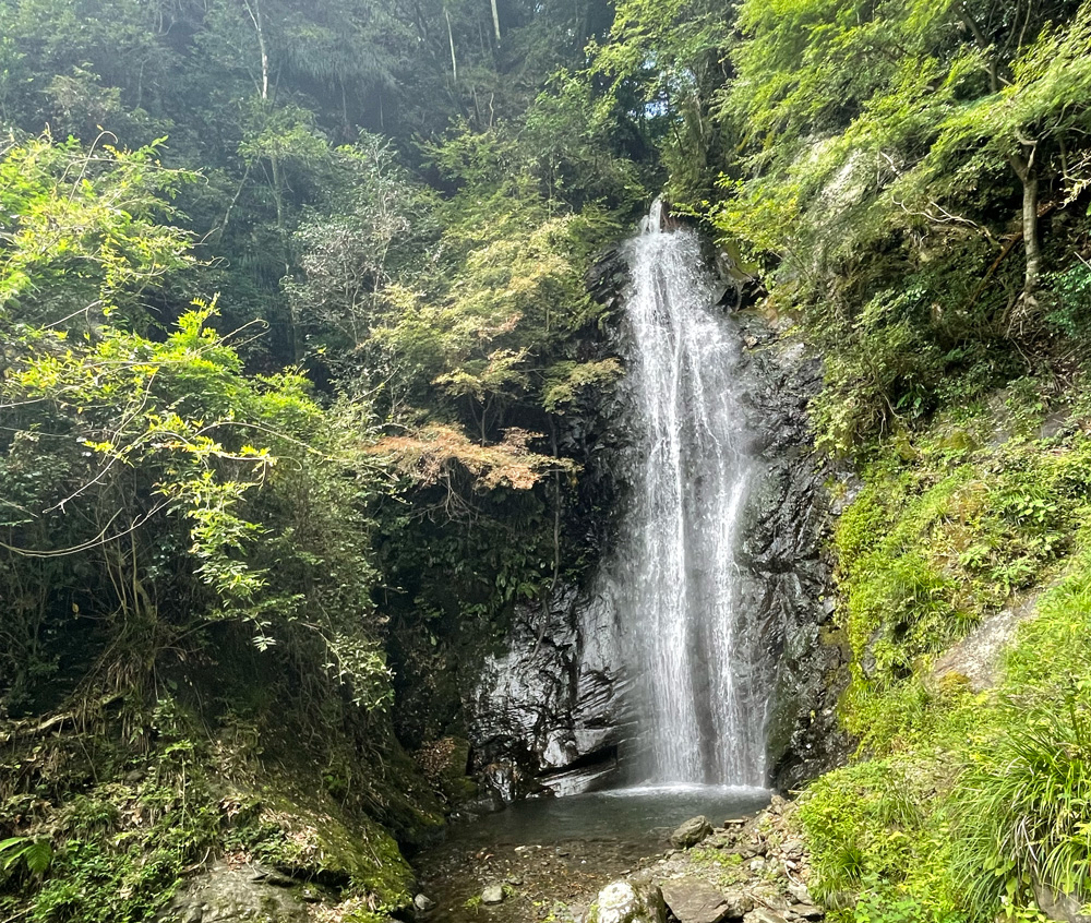 浜松の秘境滝:一心滝