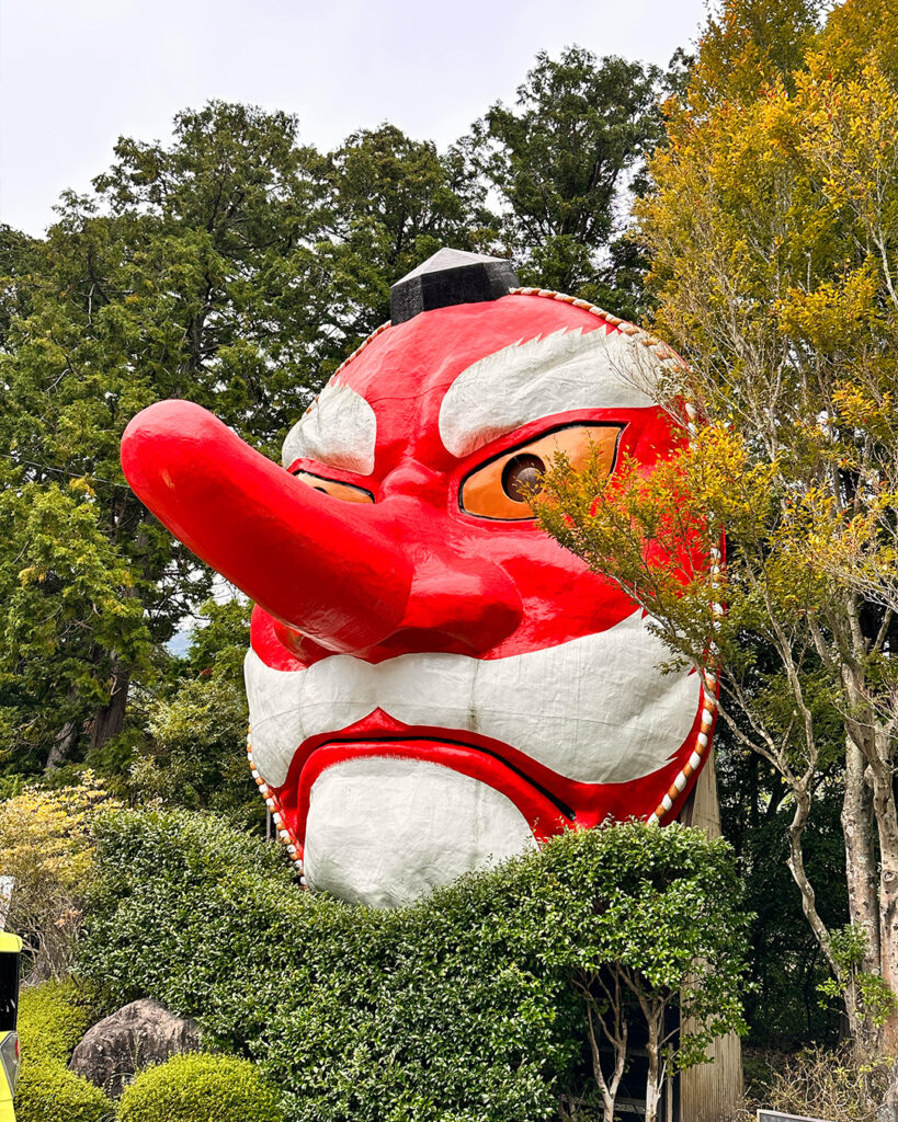 春野町の大天狗面