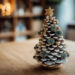 松ぼっくりでクリスマスツリーのイメージ